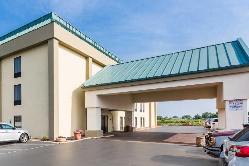 Quality Inn O'Fallon Il - St Louis Exterior foto